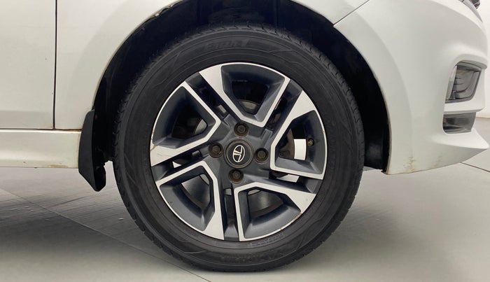 2020 Tata Tiago XZ+ 1.2 Revotron, Petrol, Manual, 67,415 km, Right Front Wheel