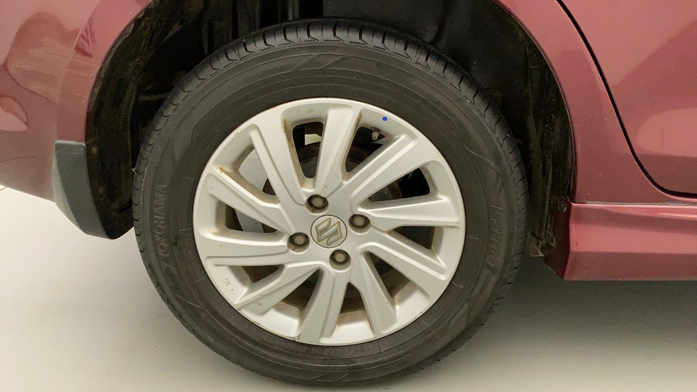 2017 Maruti Swift Dzire ZXI, Petrol, Manual, 51,088 km, Right Rear Wheel