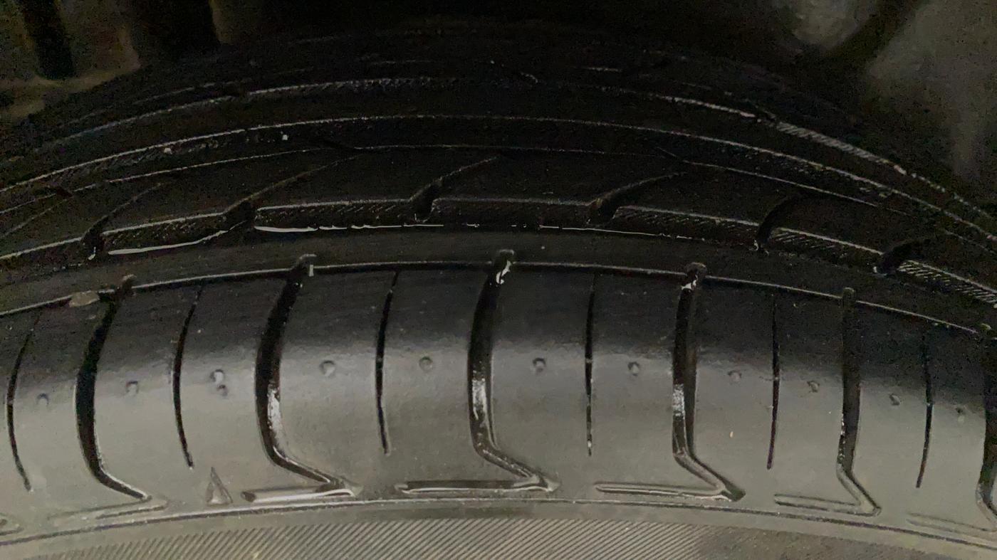 2017 Maruti Swift Dzire ZXI, Petrol, Manual, 51,088 km, Left Rear Tyre Tread