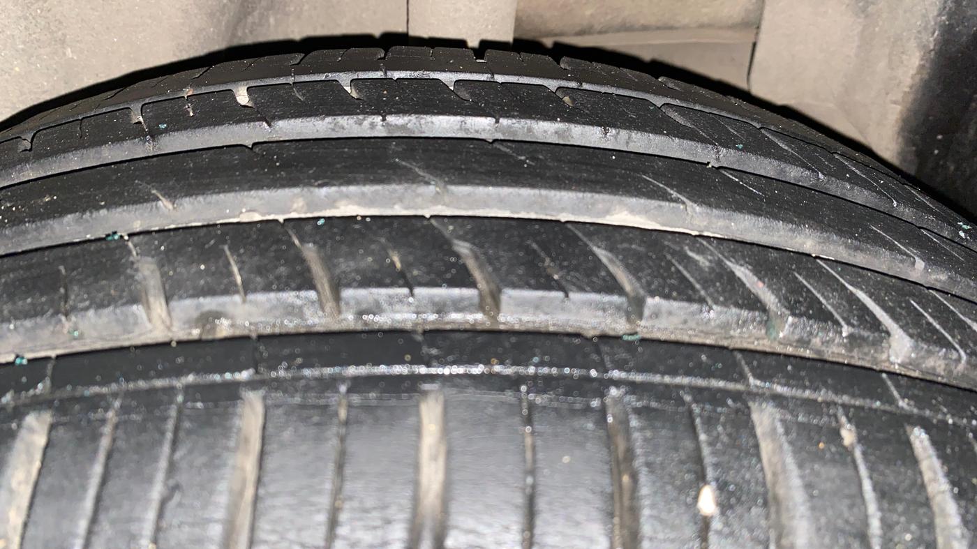 2019 Nissan Kicks XV 1.5, Petrol, Manual, 33,802 km, Left Rear Tyre Tread