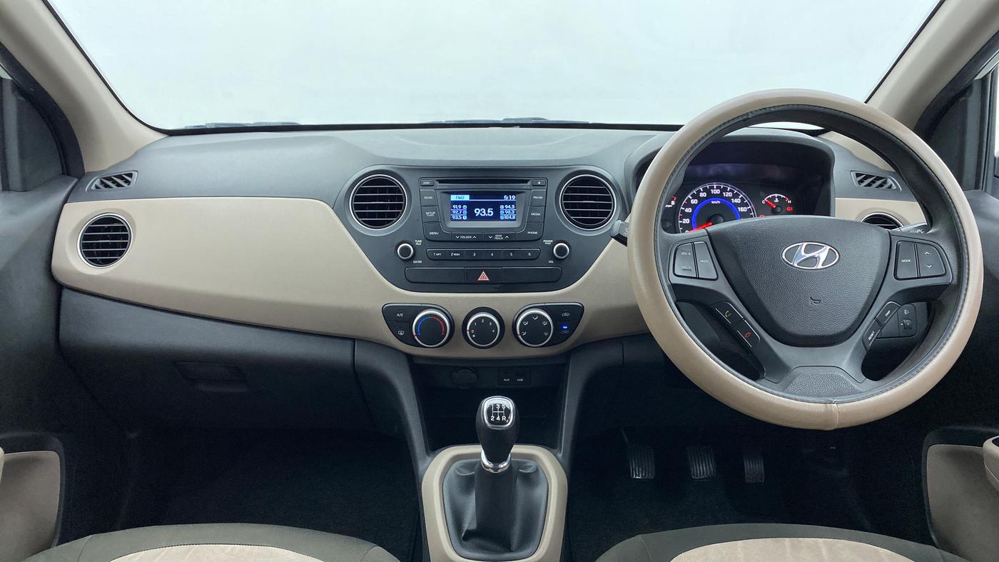 2015 Hyundai Grand i10 SPORTZ 1.2 KAPPA VTVT, Petrol, Manual, 34,679 km, Dashboard
