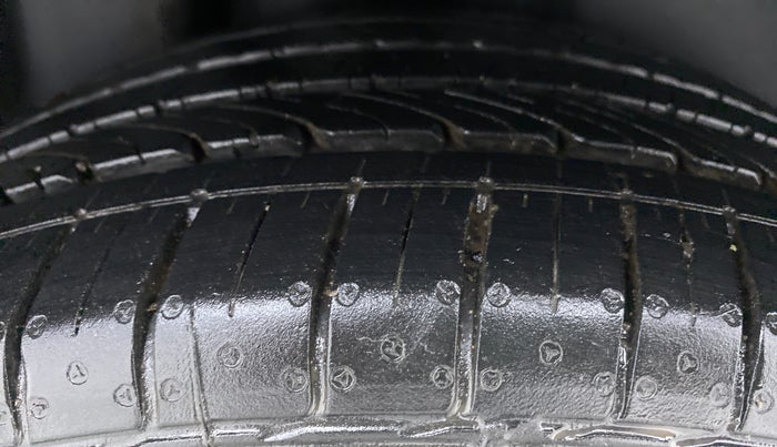 2021 Volkswagen Polo GT TSI AT 1.0, Petrol, Automatic, 11,106 km, Right Rear Tyre Tread