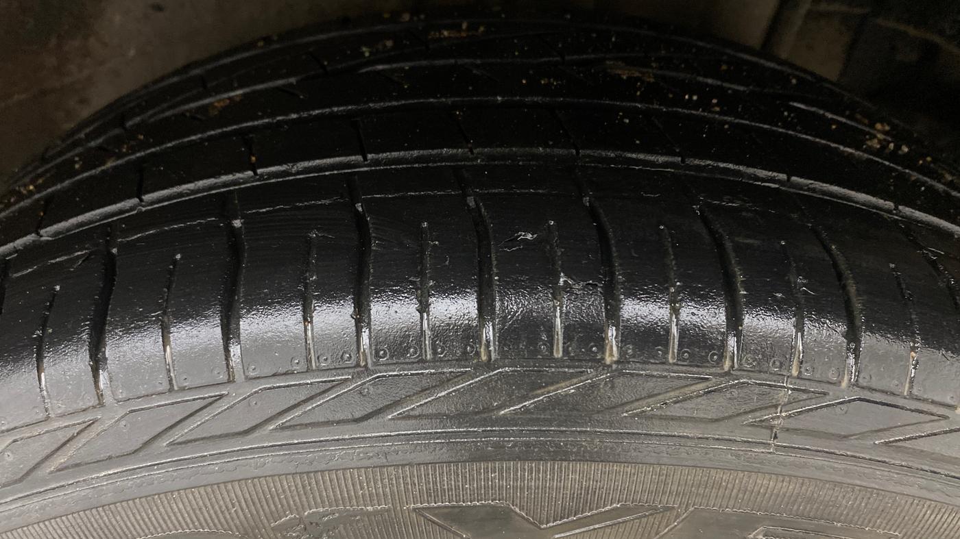 2017 Tata NEXON XZ PLUS PETROL, Petrol, Manual, 88,739 km, Left Rear Tyre Tread