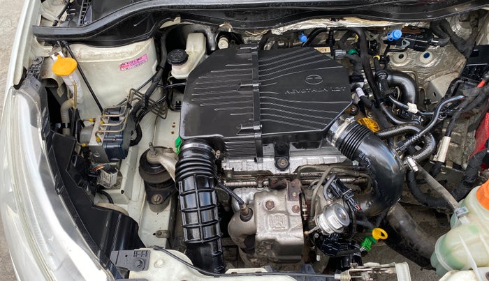 2016 Tata Zest XMS PETROL, Petrol, Manual, 29,240 km, Engine View - Right