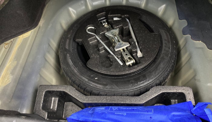 2019 Maruti Ciaz ALPHA  AT 1.5 SHVS PETROL, Petrol, Automatic, 62,464 km, Spare Tyre