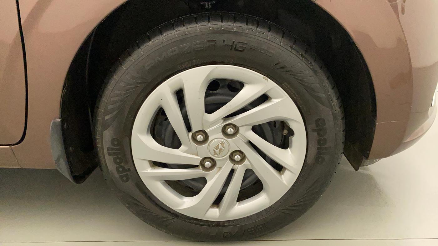 2021 Hyundai AURA S 1.2 CNG, CNG, Manual, 25,887 km, Right Front Wheel