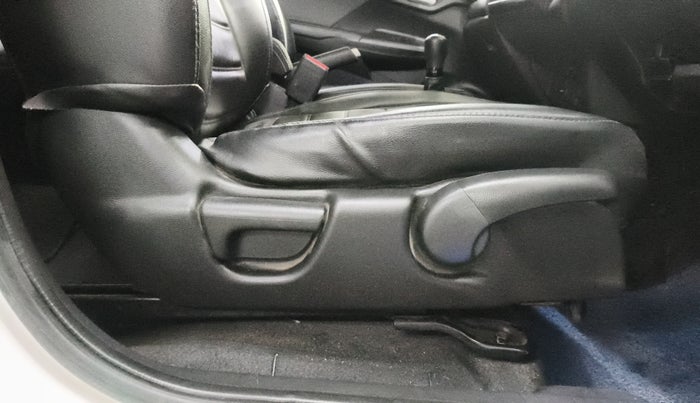 2018 Honda WR-V 1.2L I-VTEC VX MT, Petrol, Manual, 50,427 km, Driver Side Adjustment Panel