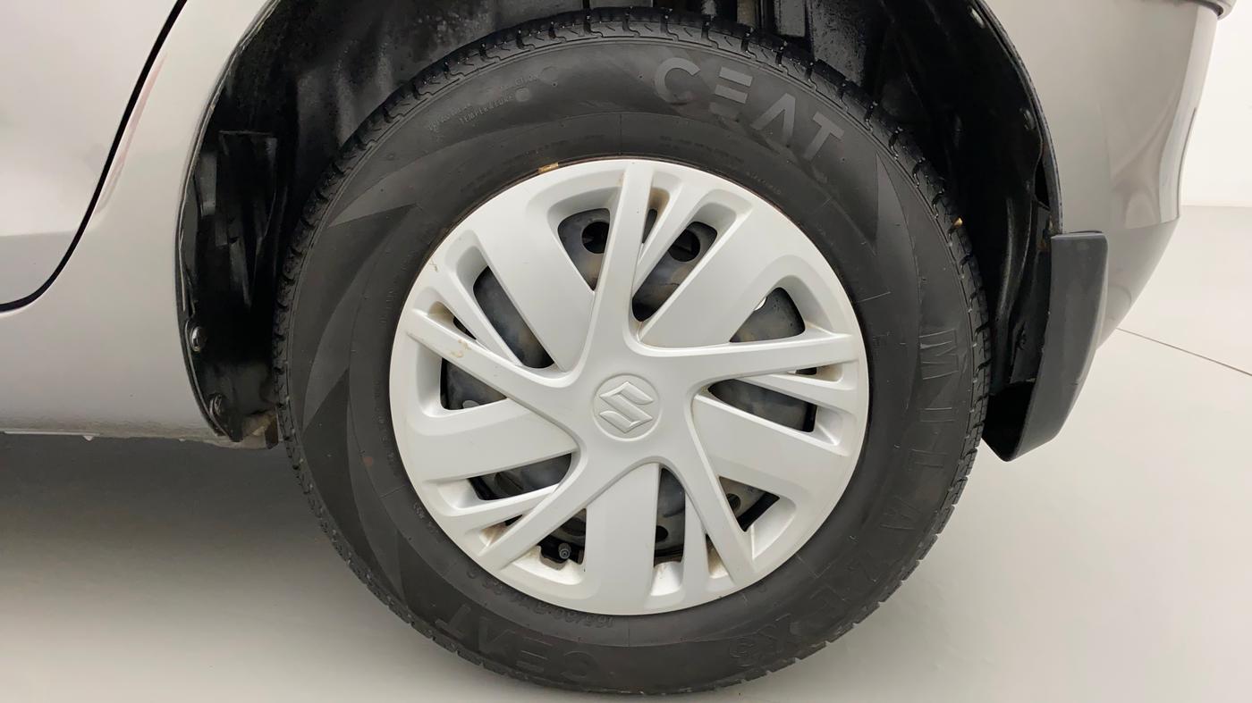 2013 Maruti Swift VXI, Petrol, Manual, 1,13,208 km, Left Rear Wheel