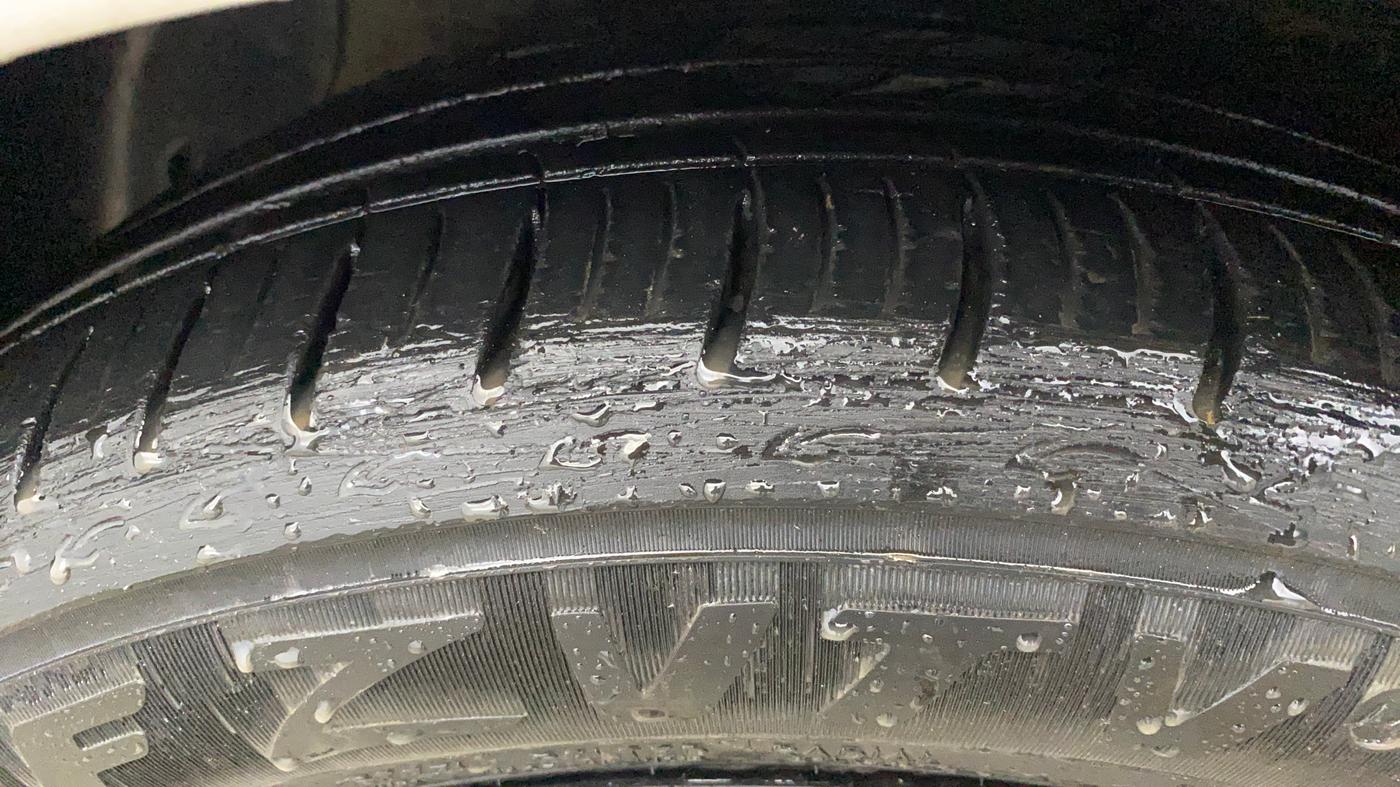 2015 Hyundai Xcent SX 1.2 (O), Petrol, Manual, 94,444 km, Left Front Tyre Tread