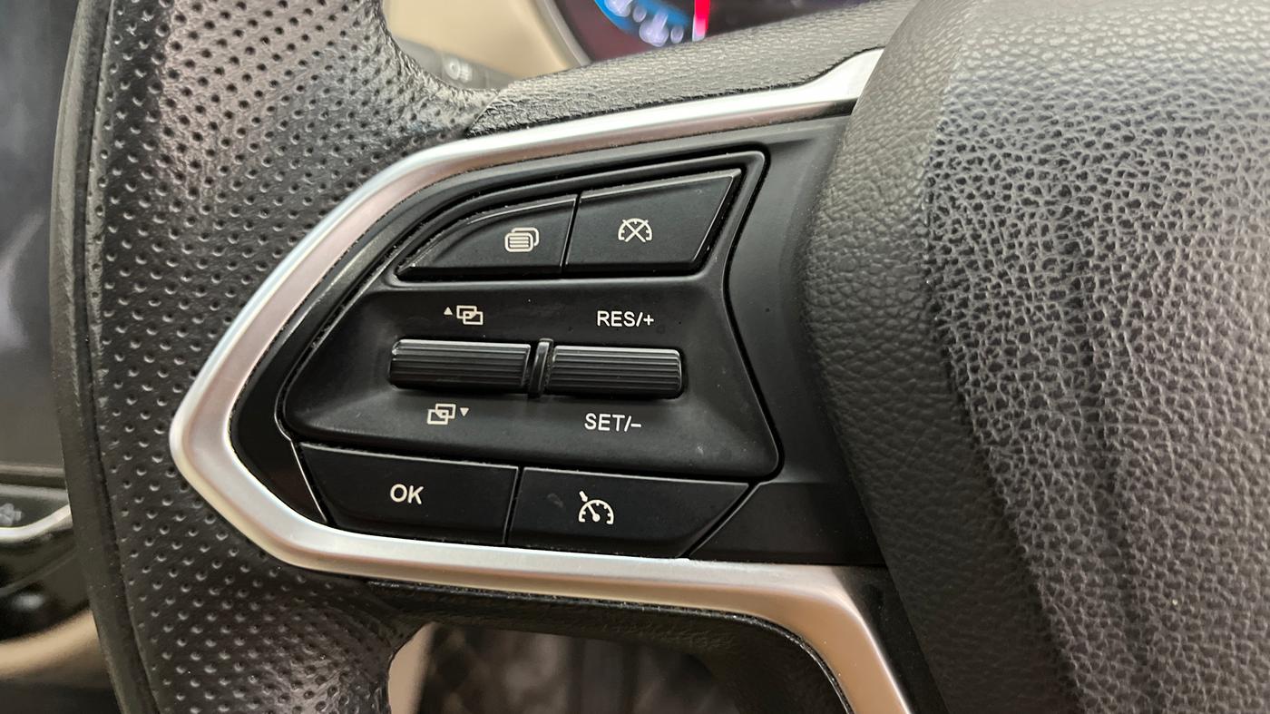 2021 MG HECTOR SHARP 1.5 DCT PETROL DUAL TONE, Petrol, Automatic, 38,761 km, Adaptive Cruise Control