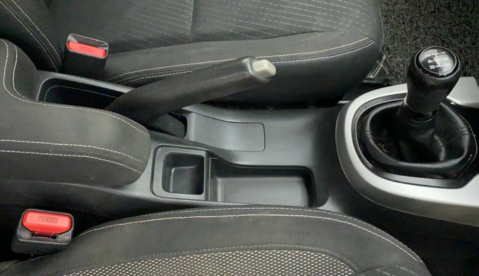 2017 Honda WR-V 1.2L I-VTEC VX MT, Petrol, Manual, 77,139 km, Gear Lever