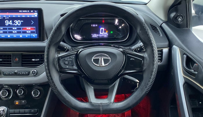 2021 Tata NEXON XM SUNROOF 1.5 RTQ, Diesel, Manual, 29,878 km, Steering Wheel Close Up