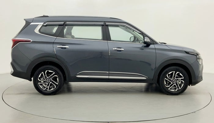 2022 KIA CARENS LUXURY 1.4G MT 7STR, Petrol, Manual, 1,925 km, Right Side View