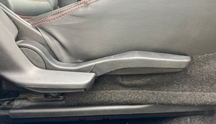 2019 Maruti Baleno ALPHA PETROL 1.2, Petrol, Manual, 53,428 km, Driver Side Adjustment Panel