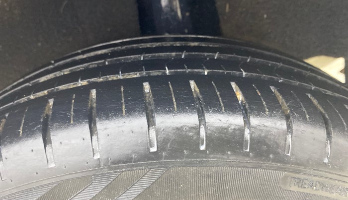 2019 Maruti Baleno ALPHA PETROL 1.2, Petrol, Manual, 53,428 km, Left Rear Tyre Tread