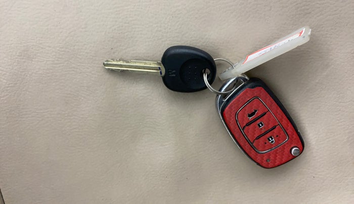 2017 Hyundai Elite i20 ASTA 1.2, Petrol, Manual, 64,410 km, Key Close Up