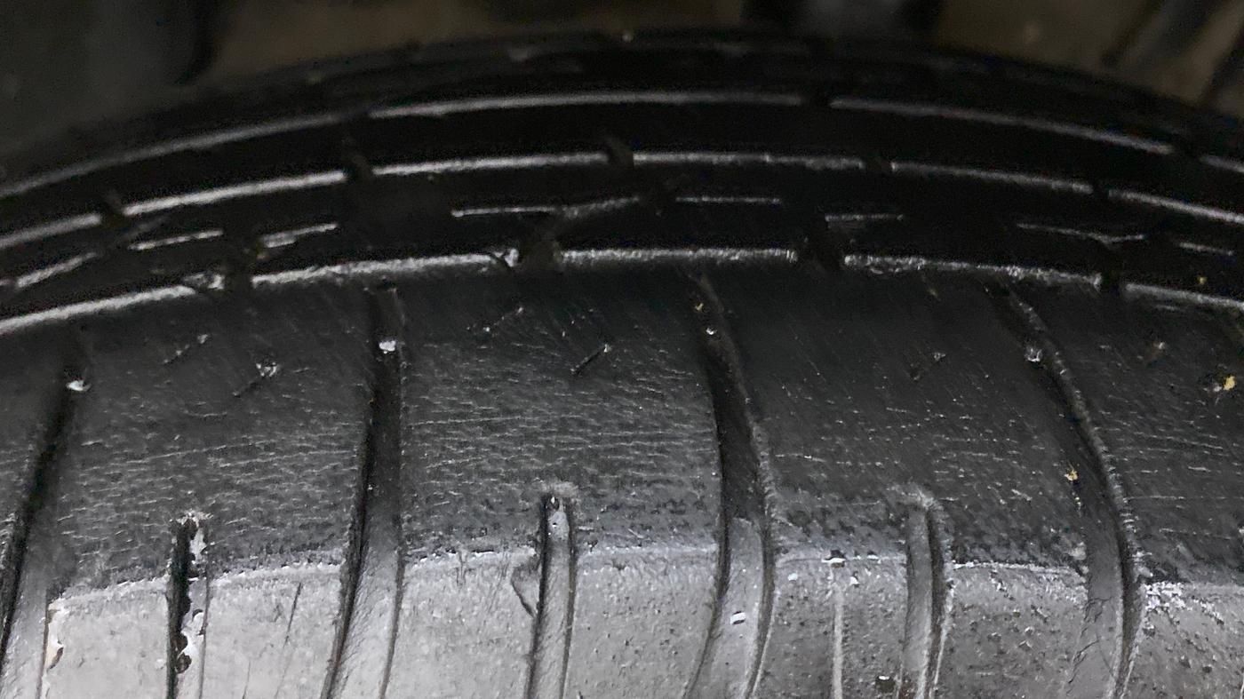 2018 Maruti Vitara Brezza VDI AMT, Diesel, Automatic, 81,666 km, Right Front Tyre Tread