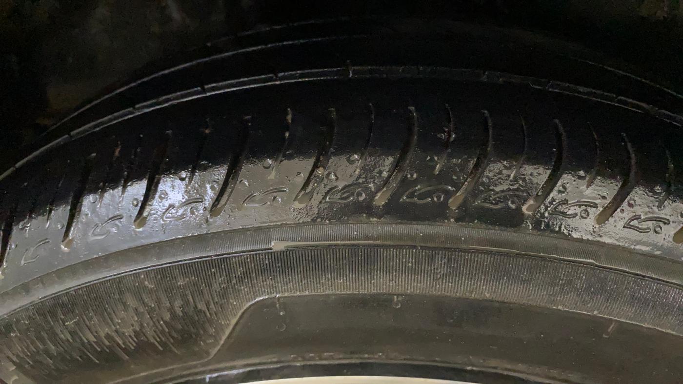 2017 Honda City 1.5L I-VTE V CVT, Petrol, Automatic, 1,00,077 km, Right Rear Tyre Tread