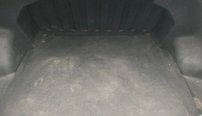 2016 Hyundai Xcent S AT 1.2, Petrol, Automatic, 42,285 km, Boot Inside