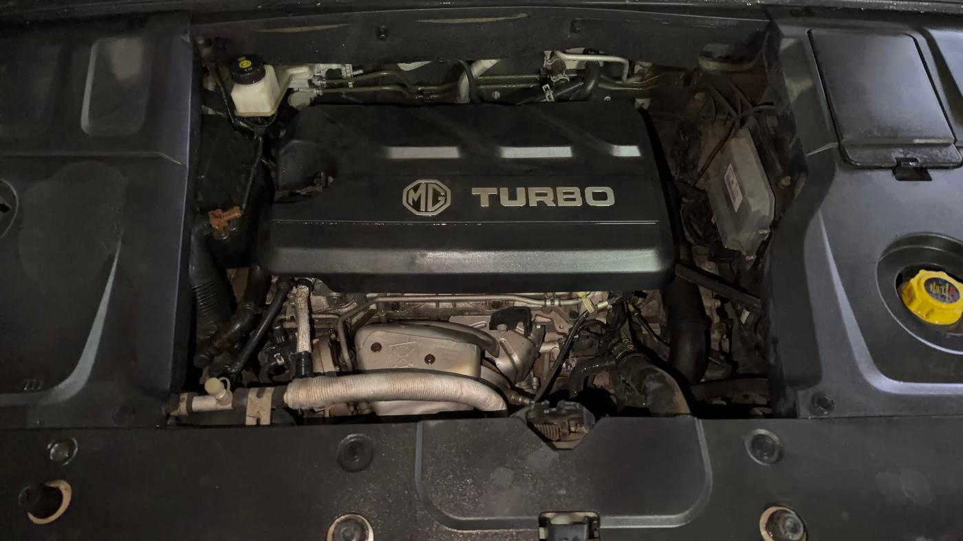 2023 MG HECTOR PLUS SHARP PRO 1.5 PETROL TURBO CVT 7 STR, Petrol, Automatic, 41,683 km, Engine View