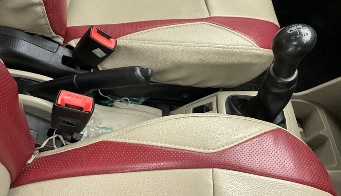 2019 Maruti Alto VXI, Petrol, Manual, 76,685 km, Gear Lever