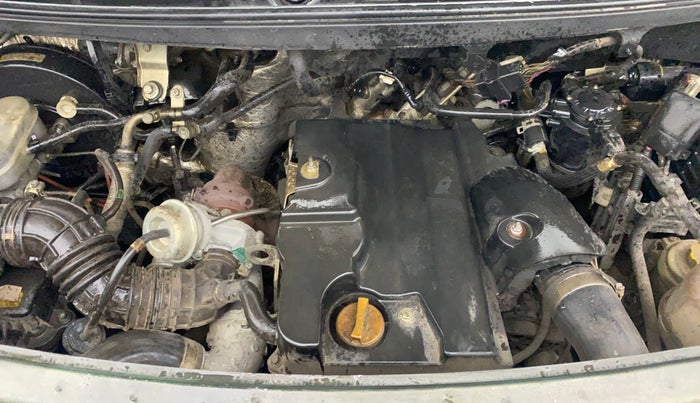 2017 Mahindra TUV300 T8, Diesel, Manual, 73,316 km, Engine View