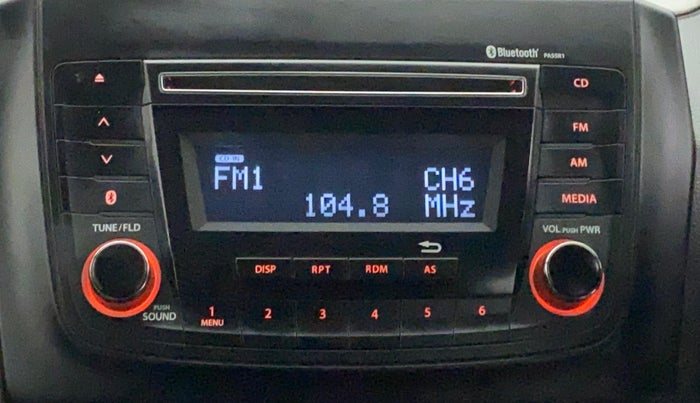 2018 Maruti Swift VXI AMT, Petrol, Automatic, 76,120 km, Infotainment System