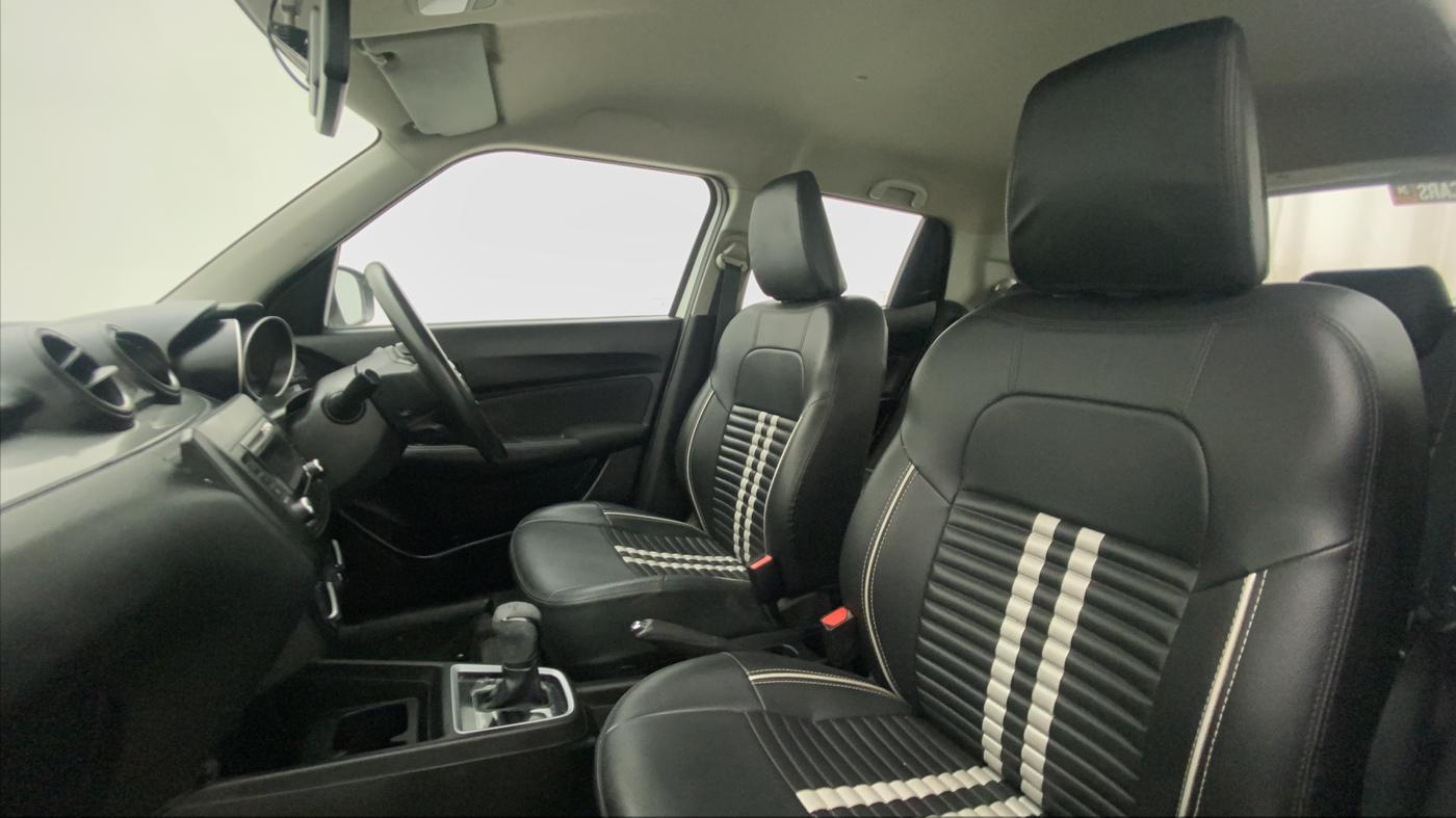 2018 Maruti Swift VXI AMT, Petrol, Automatic, 76,120 km, Right Side Front Door Cabin