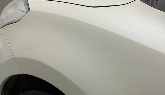 2018 Maruti Swift VXI AMT, Petrol, Automatic, 76,120 km, Left fender - Slightly dented