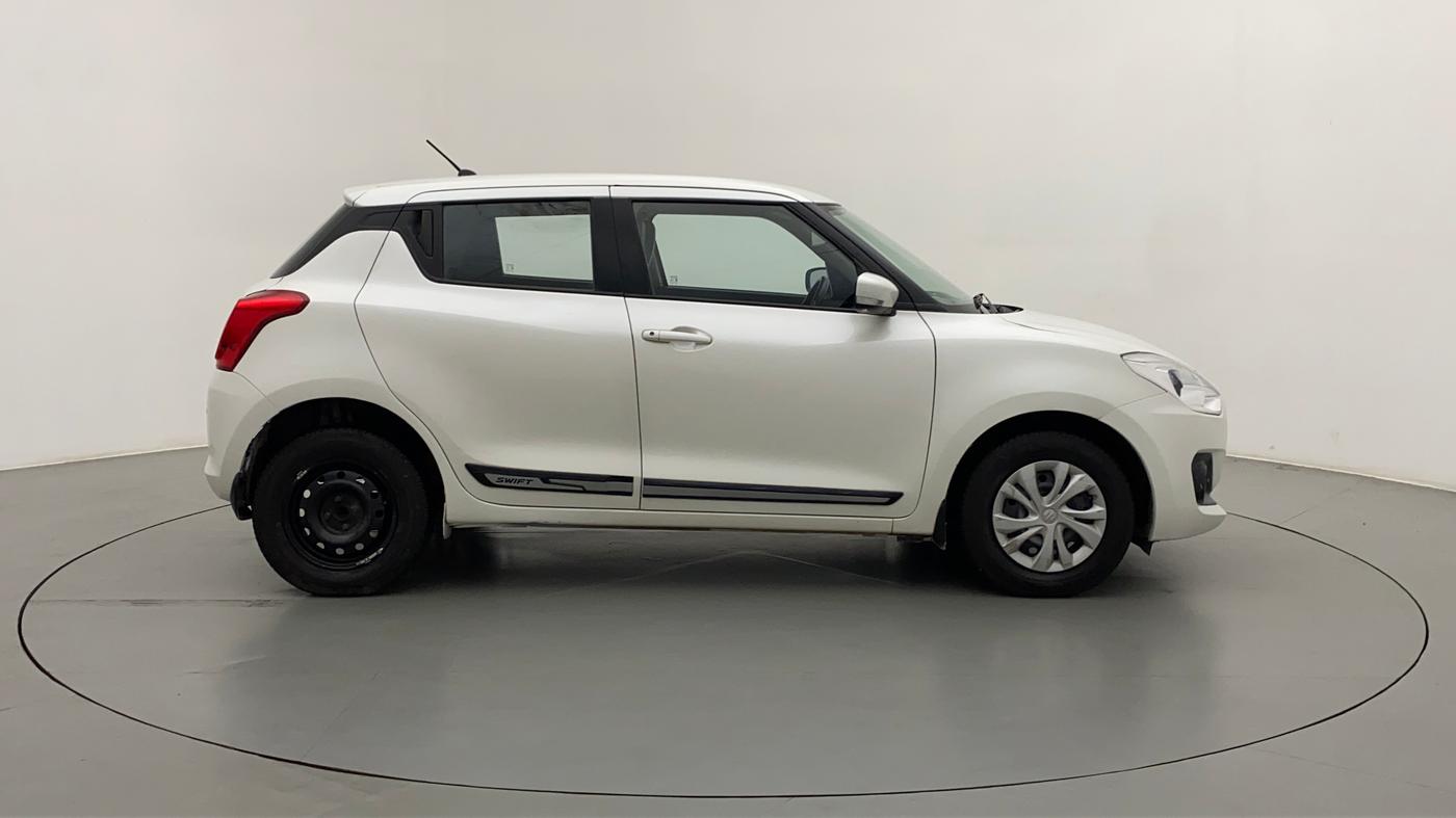 2018 Maruti Swift VXI AMT, Petrol, Automatic, 76,120 km, Right Side