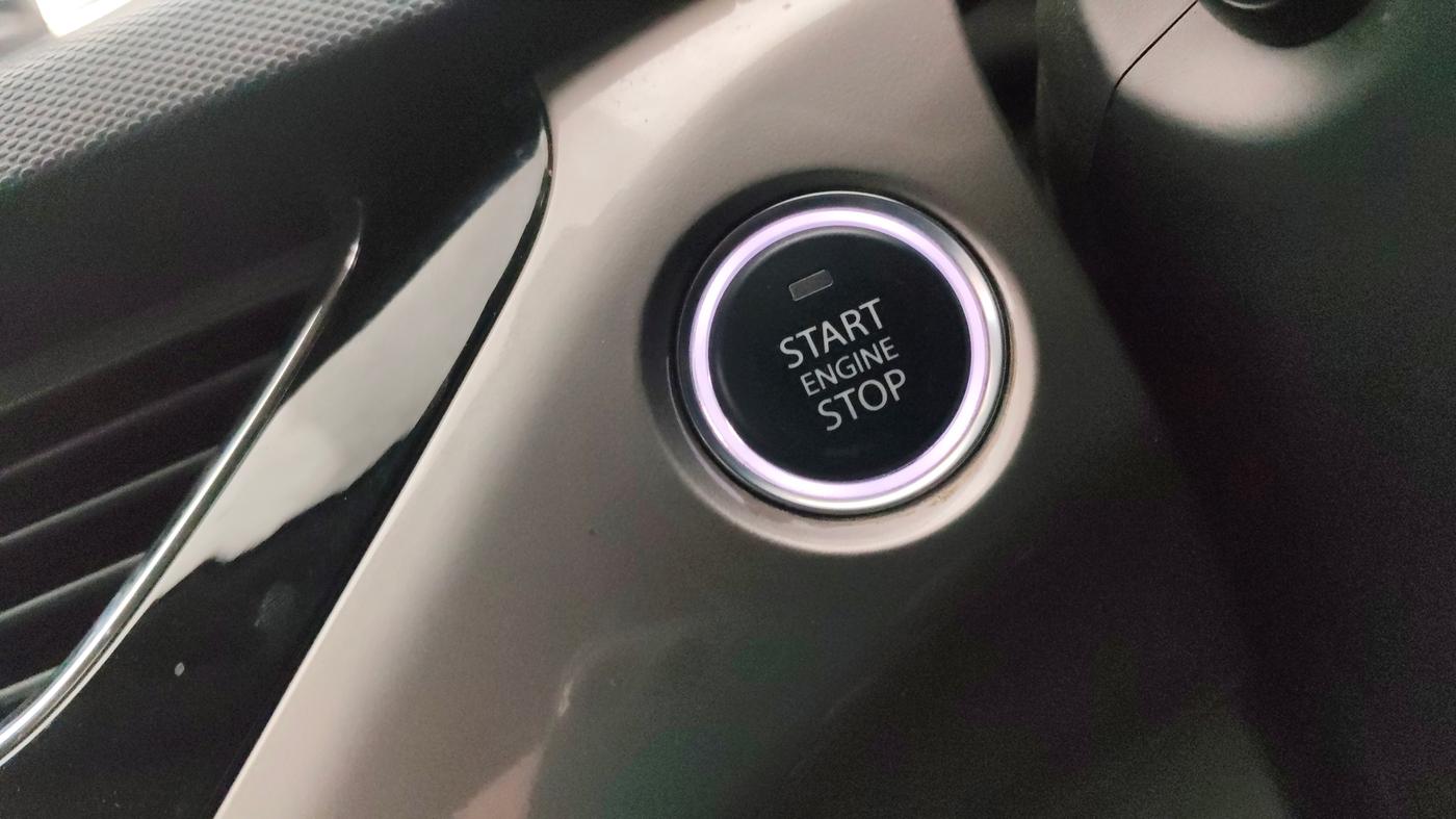 2019 Tata NEXON XZ PLUS PETROL, Petrol, Manual, 66,553 km, Keyless Start/ Stop Button