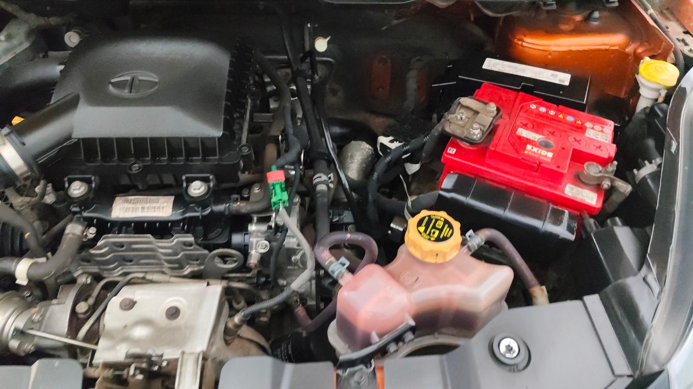 2019 Tata NEXON XZ PLUS PETROL, Petrol, Manual, 66,553 km, Engine View - Left