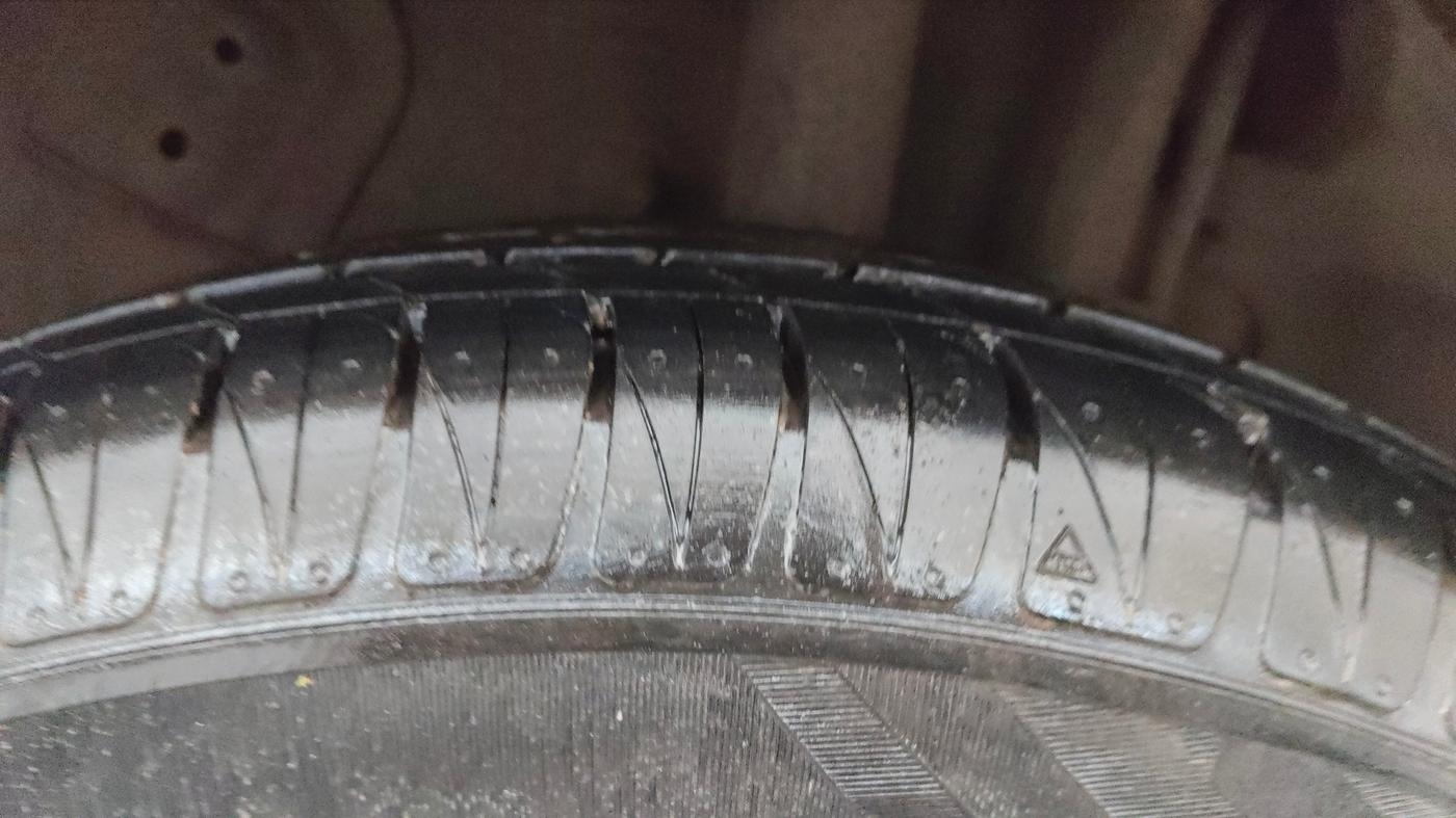 2019 Tata NEXON XZ PLUS PETROL, Petrol, Manual, 66,553 km, Left Rear Tyre Tread
