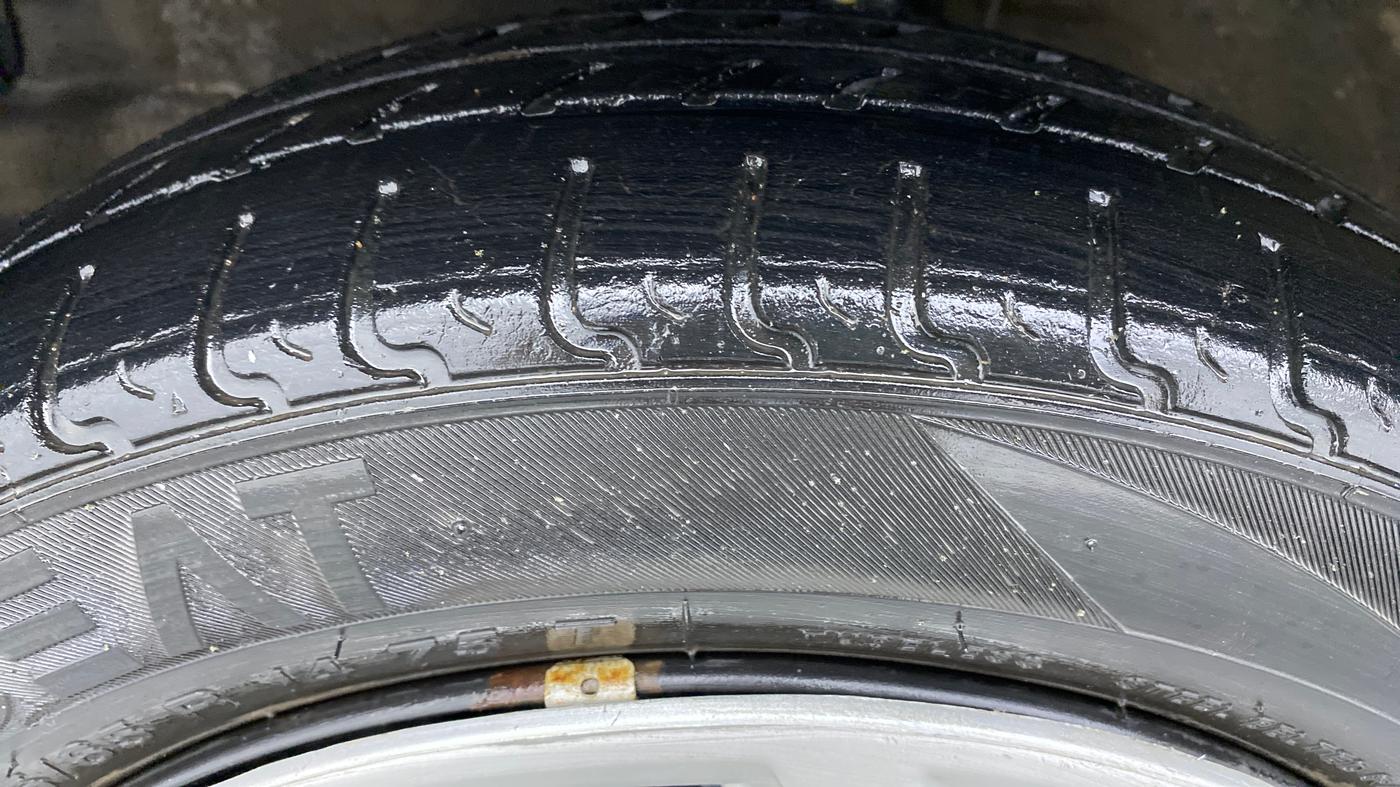 2018 Maruti Wagon R 1.0 VXI, Petrol, Manual, 26,603 km, Left Front Tyre Tread
