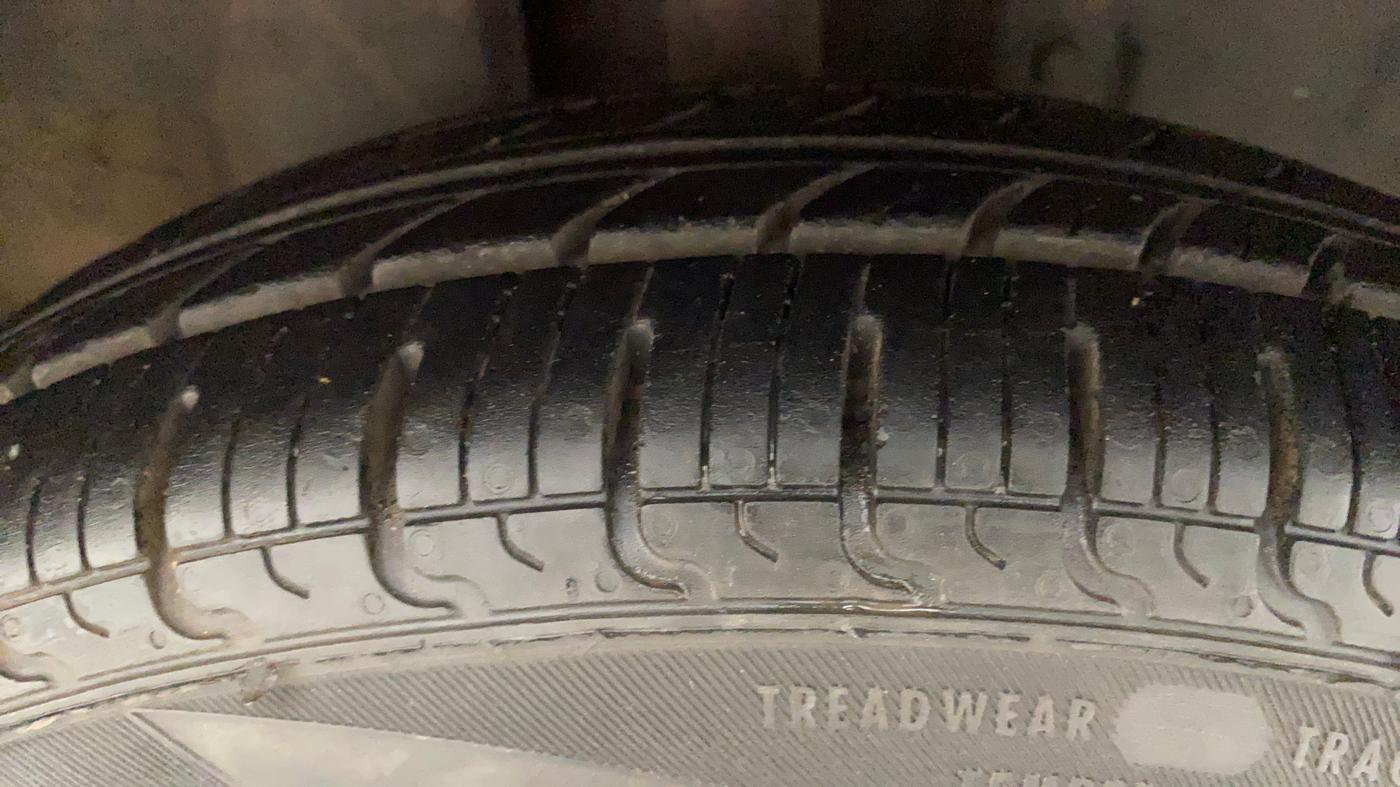 2018 Datsun Redi Go S 1.0 AMT, Petrol, Automatic, 55,512 km, Right Front Tyre Tread