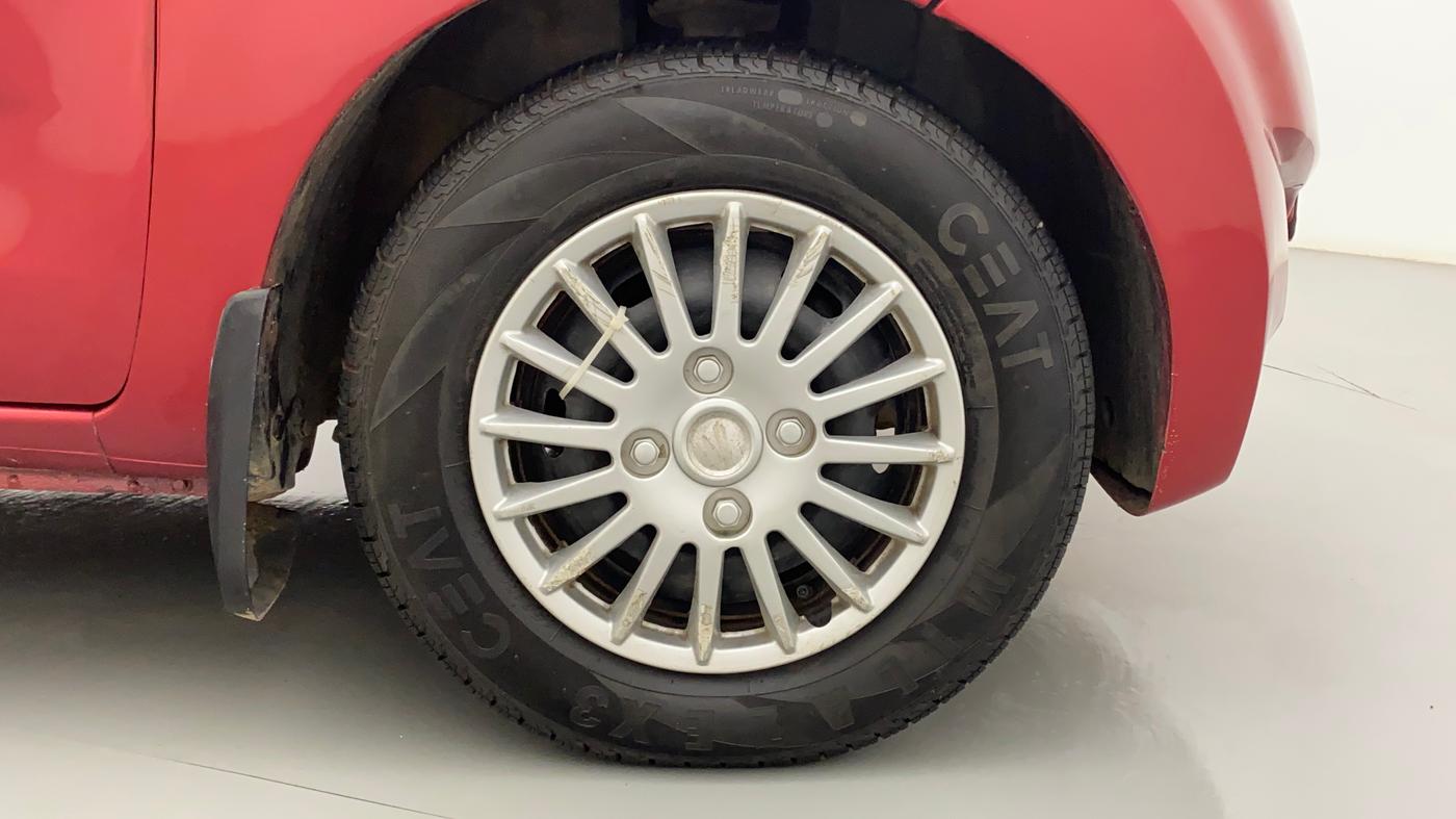 2018 Datsun Redi Go S 1.0 AMT, Petrol, Automatic, 55,512 km, Right Front Wheel