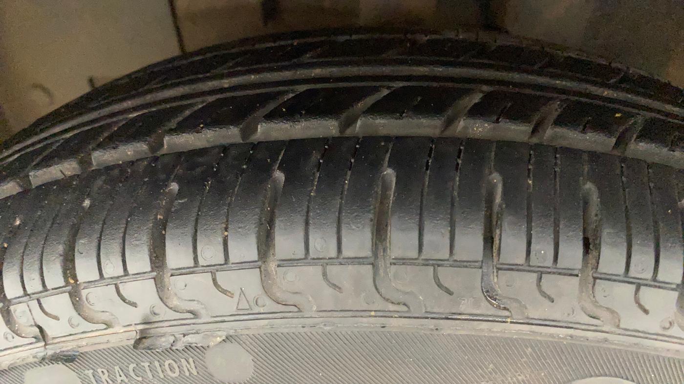 2018 Datsun Redi Go S 1.0 AMT, Petrol, Automatic, 55,512 km, Left Front Tyre Tread