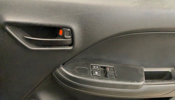 2018 Maruti Baleno SIGMA PETROL 1.2, Petrol, Manual, 38,782 km, Driver Side Door Panels Control