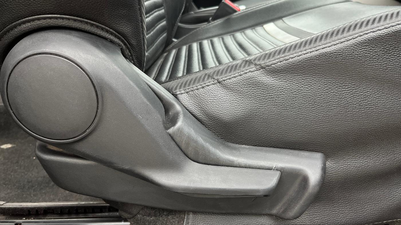 2018 Maruti Baleno DELTA CVT PETROL 1.2, Petrol, Automatic, 47,416 km, Driver Side Adjustment Panel