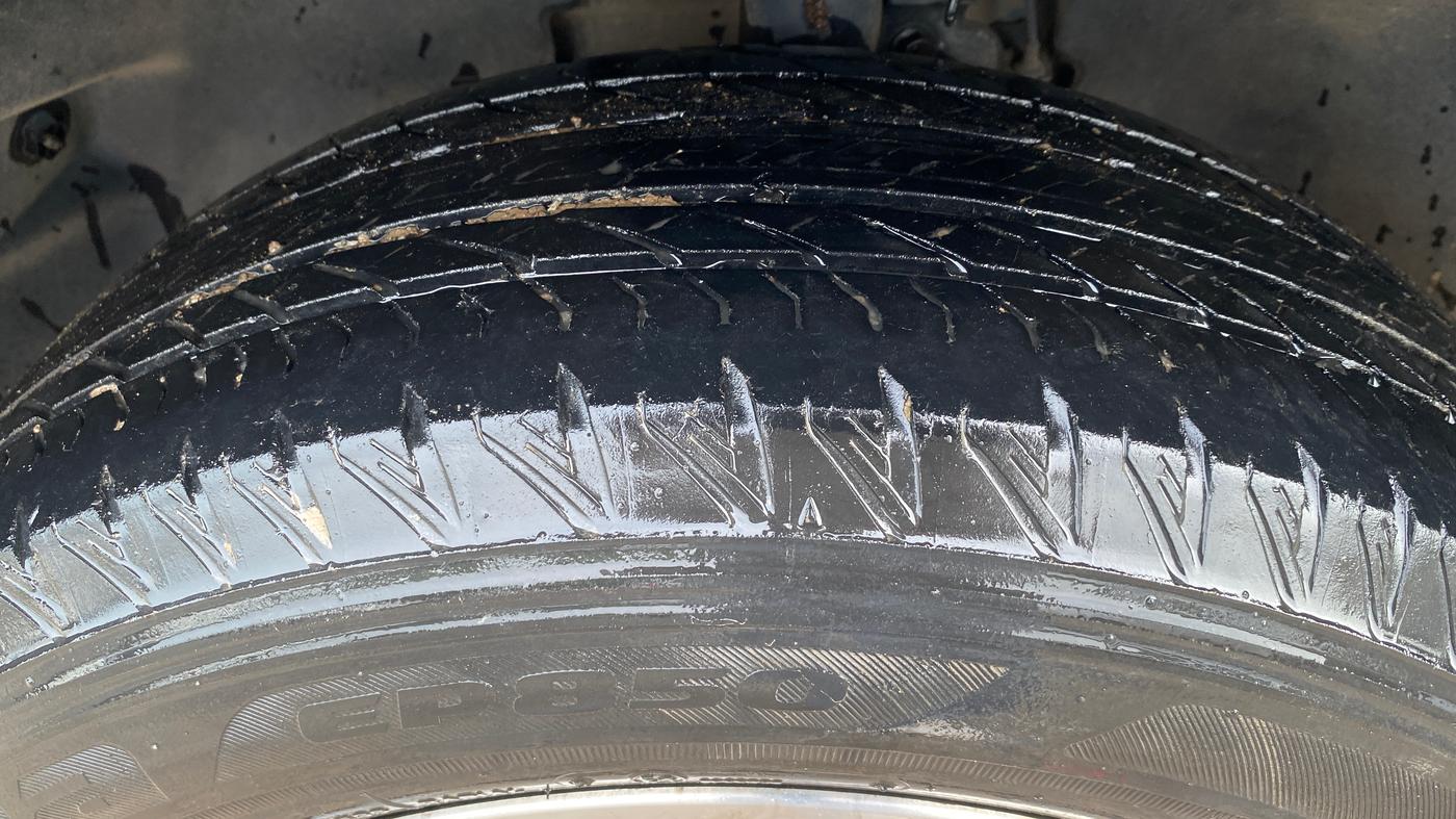 2021 Tata Safari XZ PLUS, Diesel, Manual, 76,614 km, Left Front Tyre Tread