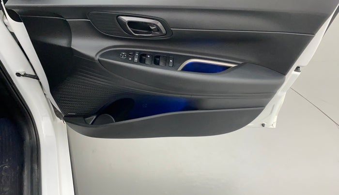 2020 Hyundai NEW I20 ASTA (O) 1.0 TURBO GDI DCT, Petrol, Automatic, 2,123 km, Driver Side Door Panels Control