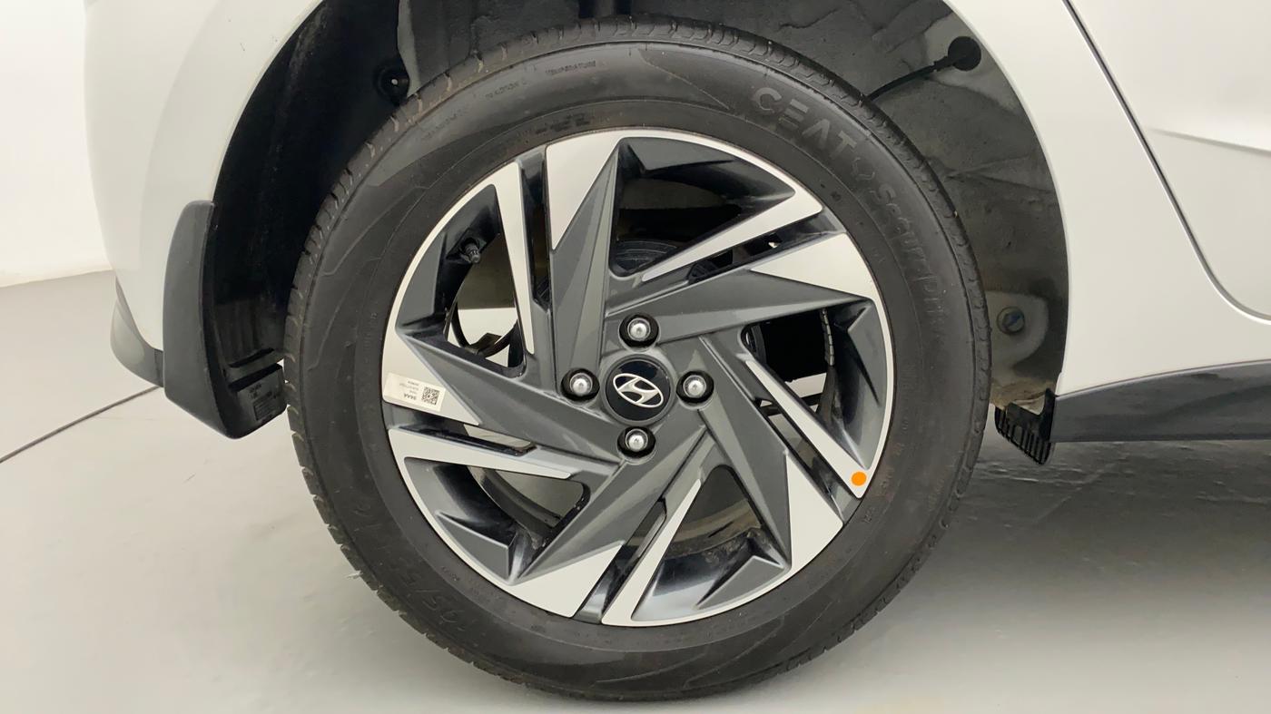 2020 Hyundai NEW I20 ASTA (O) 1.0 TURBO GDI DCT, Petrol, Automatic, 2,123 km, Right Rear Wheel