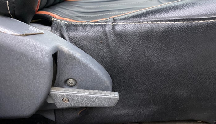 2012 Maruti Alto 800 LXI, Petrol, Manual, 34,728 km, Driver Side Adjustment Panel