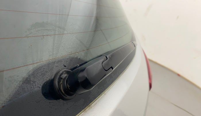 2017 Hyundai Creta SX PLUS AT 1.6 PETROL, Petrol, Automatic, 1,39,997 km, Rear Wiper