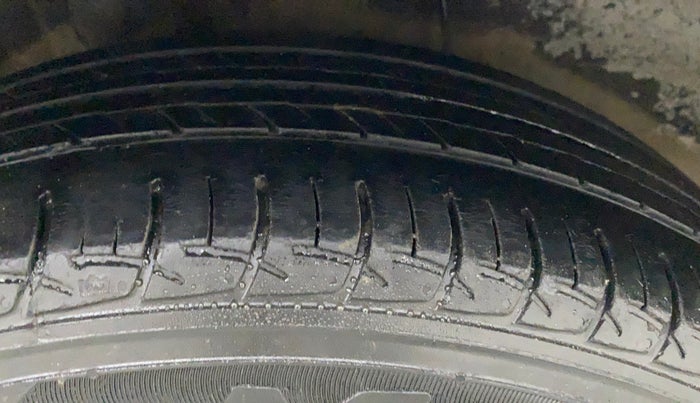 2018 Hyundai Elite i20 ASTA 1.2, Petrol, Manual, 79,287 km, Right Rear Tyre Tread