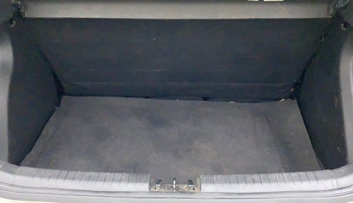 2018 Hyundai Elite i20 ASTA 1.2, Petrol, Manual, 79,287 km, Boot Inside