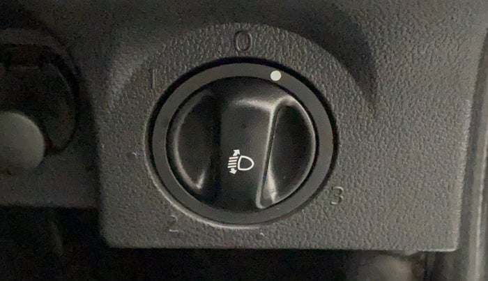 2011 Toyota Etios VX, Petrol, Manual, 70,859 km, Dashboard - Headlight height adjustment not working