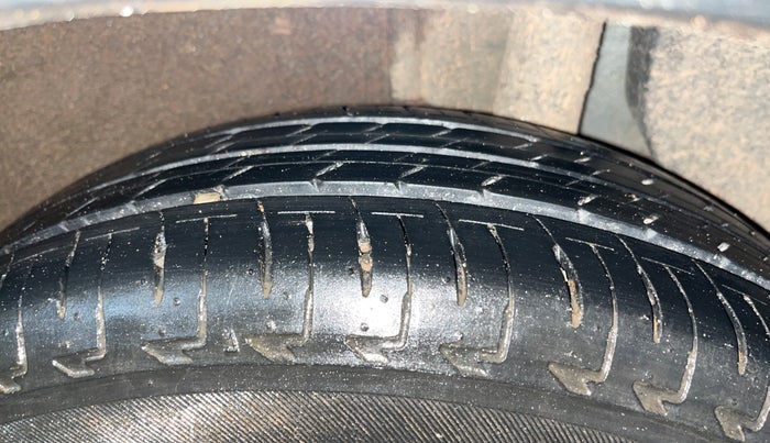 2020 Maruti IGNIS ALPHA 1.2 AMT, Petrol, Automatic, 10,466 km, Left Rear Tyre Tread