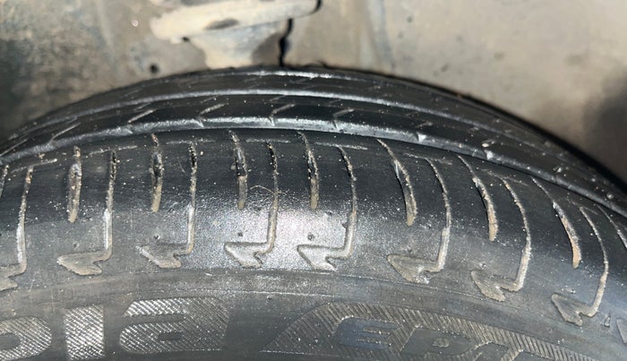 2020 Maruti IGNIS ALPHA 1.2 AMT, Petrol, Automatic, 10,466 km, Right Front Tyre Tread