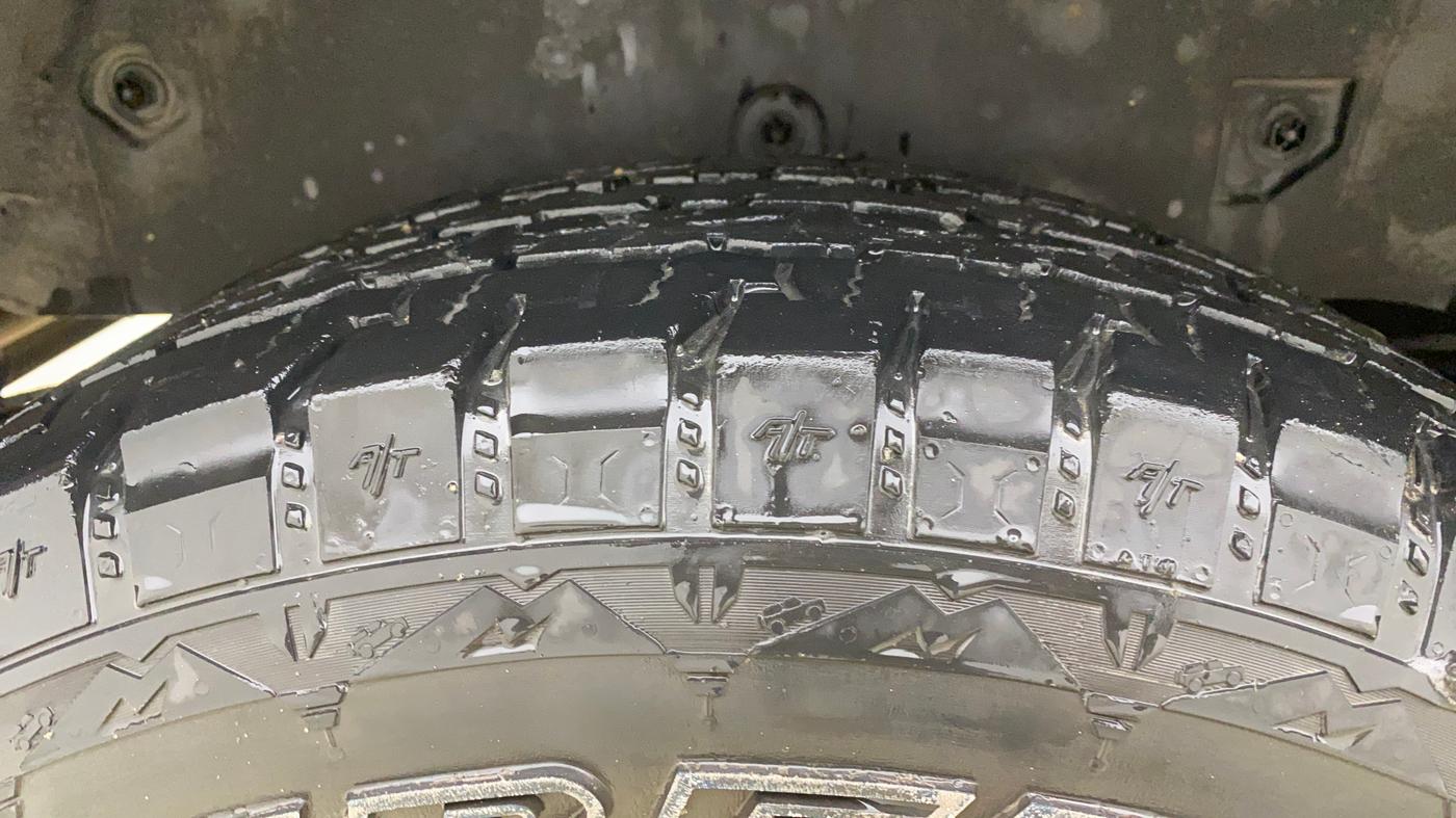 2022 Mahindra Thar LX PETROL HT 4WD AT, Petrol, Automatic, 41,933 km, Right Rear Tyre Tread